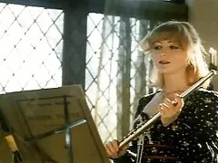 Русские бабушки порно видео онлайн Только флейта для моих губ